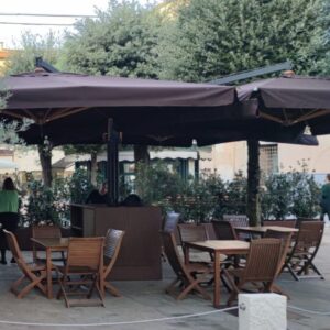 grondaia-ombrellone-con-pendente