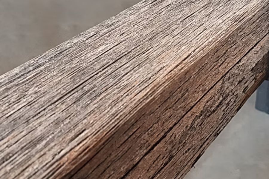 legno iroko rovinato