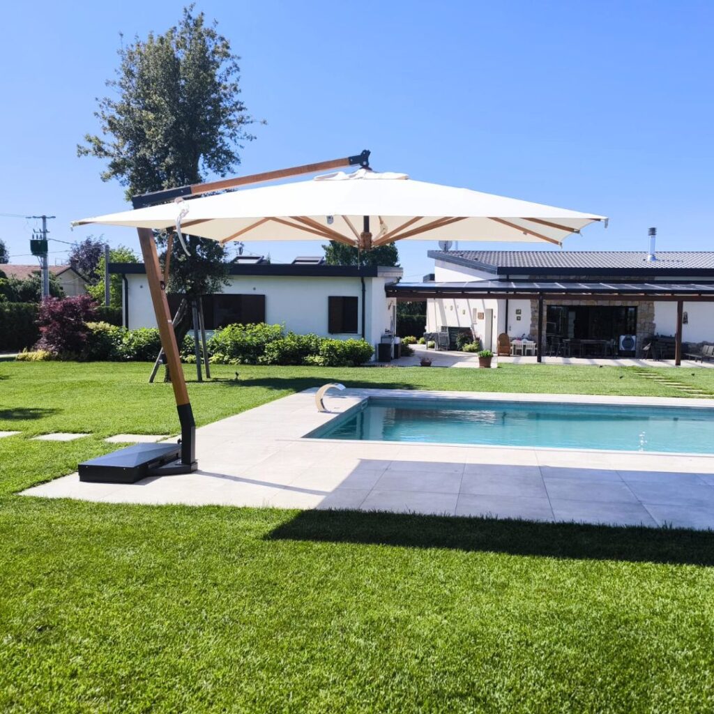 Ombrellone decentrato mod. San Francisco 4×4 mt