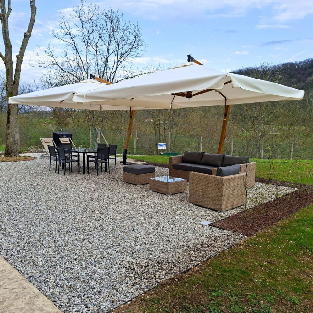 Ombrelloni decentrato mod. San Francisco 4×4 mt.